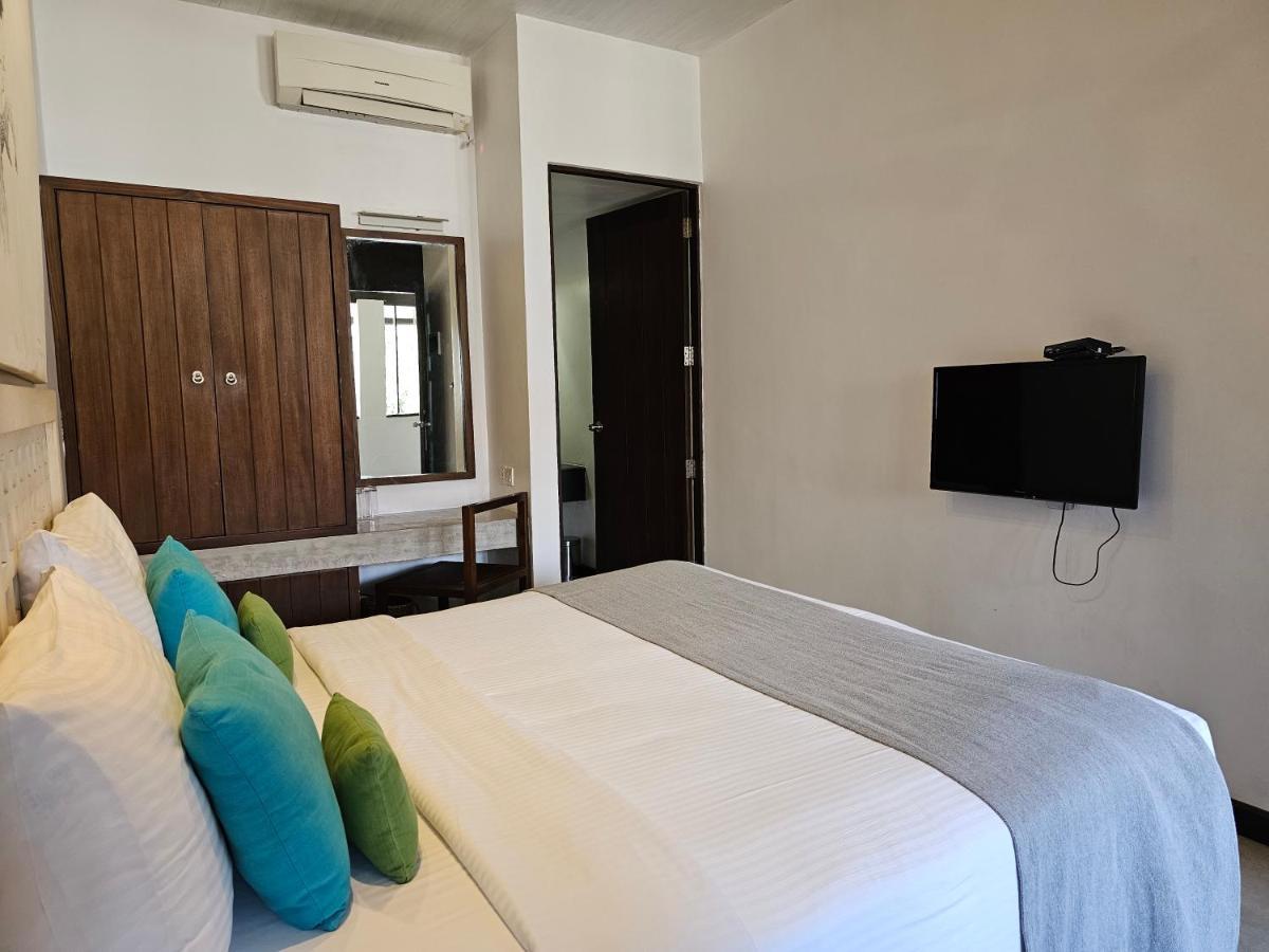 City Beds نيجومبو المظهر الخارجي الصورة